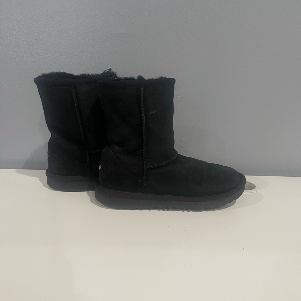 Ugg classic boots
